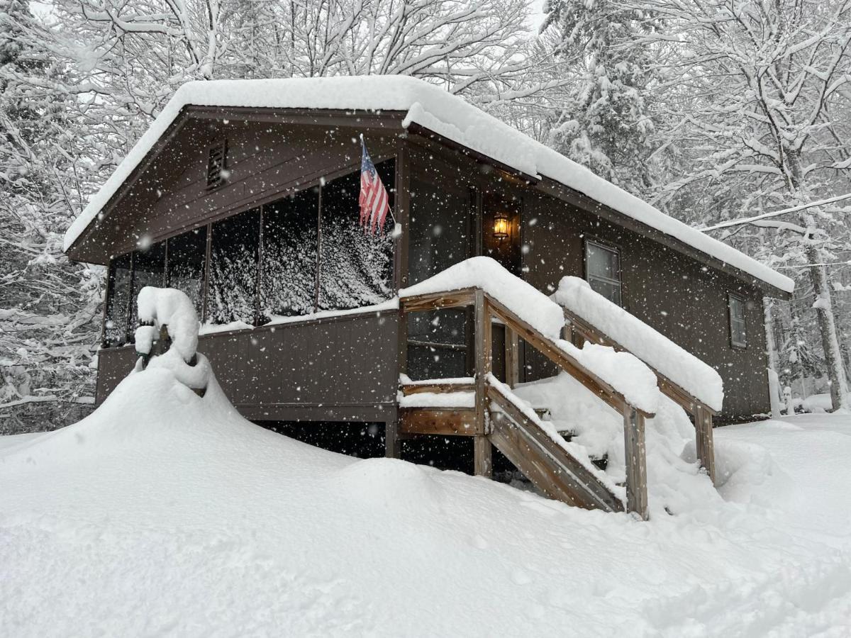 Adirondack Lake Cabins Hotel Indian Lake Exterior photo